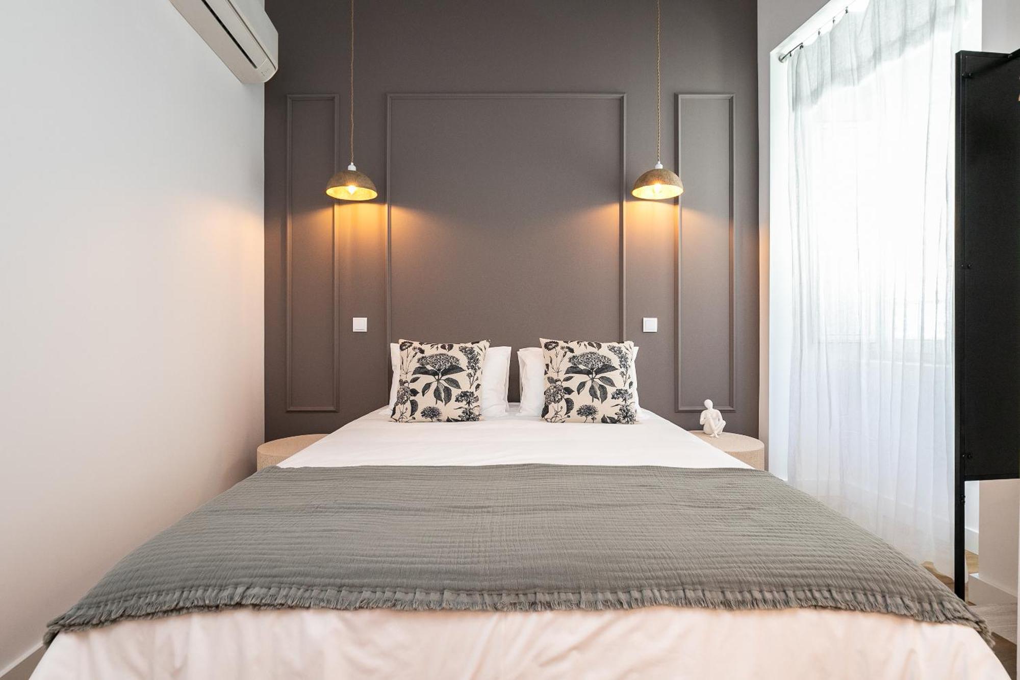 Dona Simone Boutique Suites & Studios - By @ Rita'S Place Faro Bagian luar foto